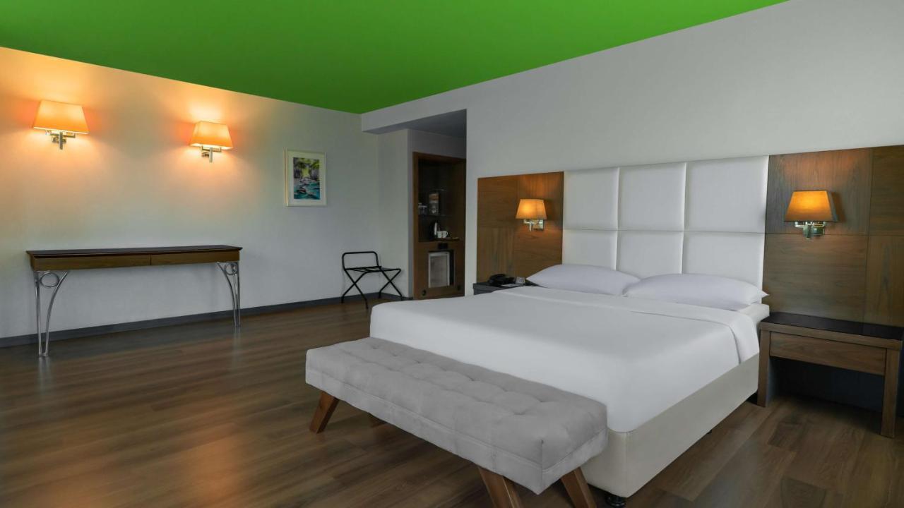 Park Inn By Radisson Istanbul Asia Kavacik Istambul Exterior foto